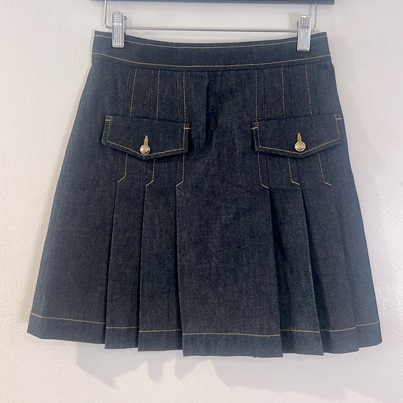 Officer Skirt - Picture 2 of 5